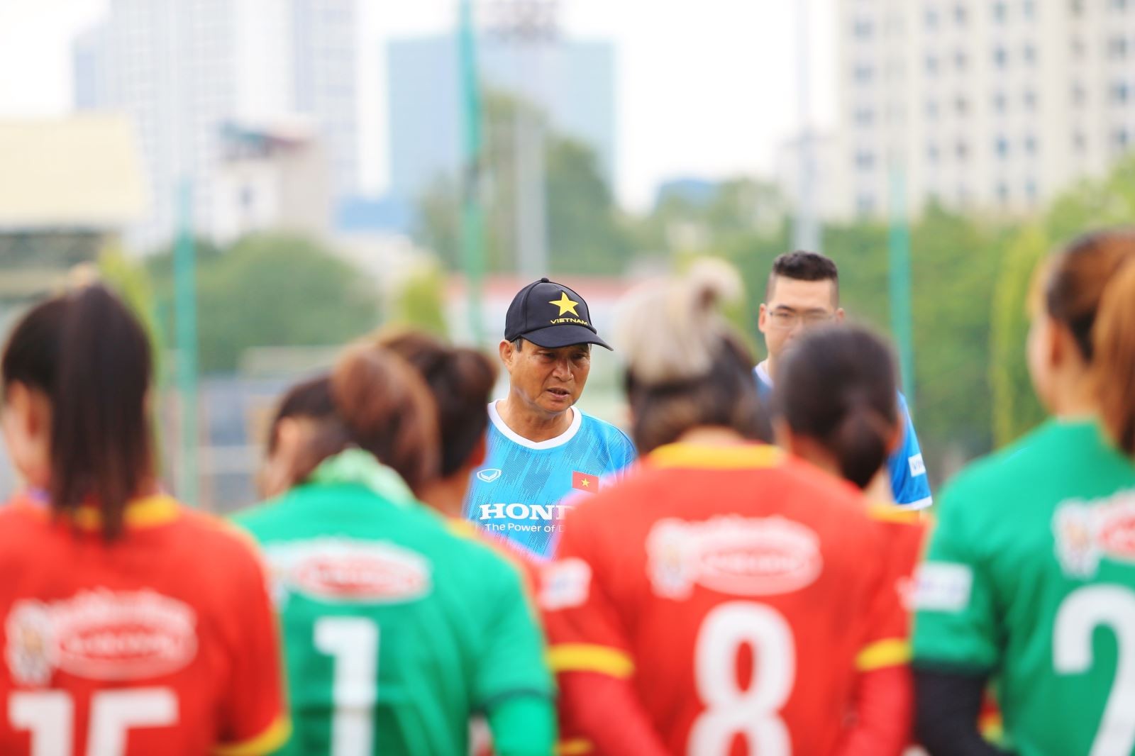 Thầy trò HLV Mai Đức Chung hướng tới mục tiêu giành suất dự World Cup nữ 2023. (Nguồn: VFF)