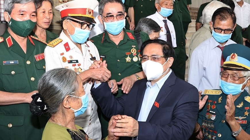 Thủ tướng Phạm Minh Chính gặp mặt đại biểu Người có công với cách mạng