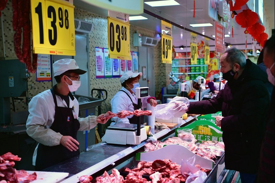 Trung Quốc: Giá thịt lợn tăng đột biến
