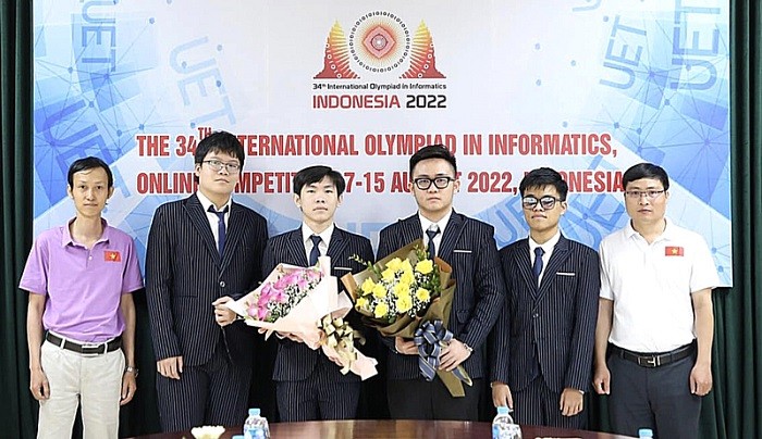 Vietnam team claim four medals at Int’l Informatics Olympiad