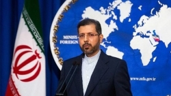 Iran nói Mỹ ‘nghiện trừng phạt’