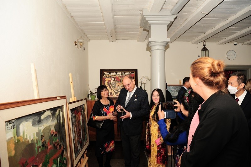 Đại sứ quán Việt Nam tại Thụy Điển long trọng tổ chức kỷ niệm 77 năm Quốc khánh 2/9