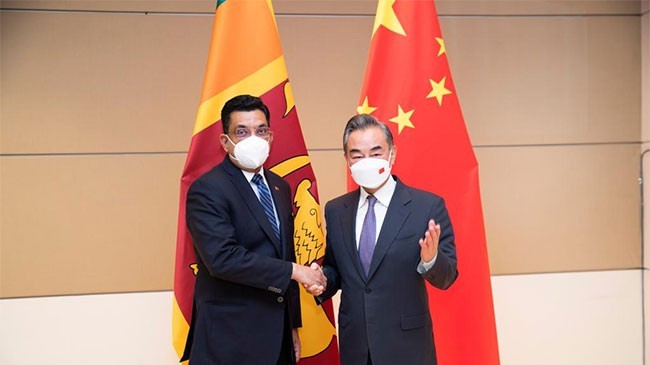 Ngoại trưởng Trung Quốc và Sri Lanka khẳng định nền tảng vững chắc của tình hữu nghị
