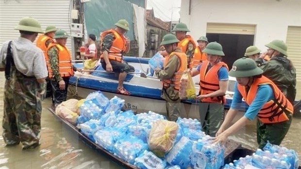 Vietnam Red Cross sends aid to flood victims in Nghe An, Ha Tinh