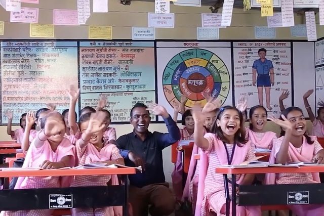 Những điều kỳ lạ về thầy giáo Ấn Độ đoạt giải Giáo viên toàn cầu 2020