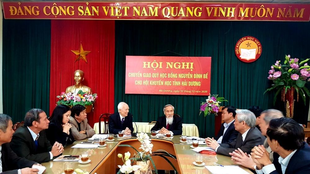 Một gia đình tâm huyết vì khuyến học, khuyến tài