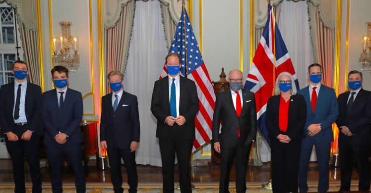 Anh và Mỹ ký thỏa thuận hải quan hậu Brexit, tránh dòng chảy thương mại gián đoạn