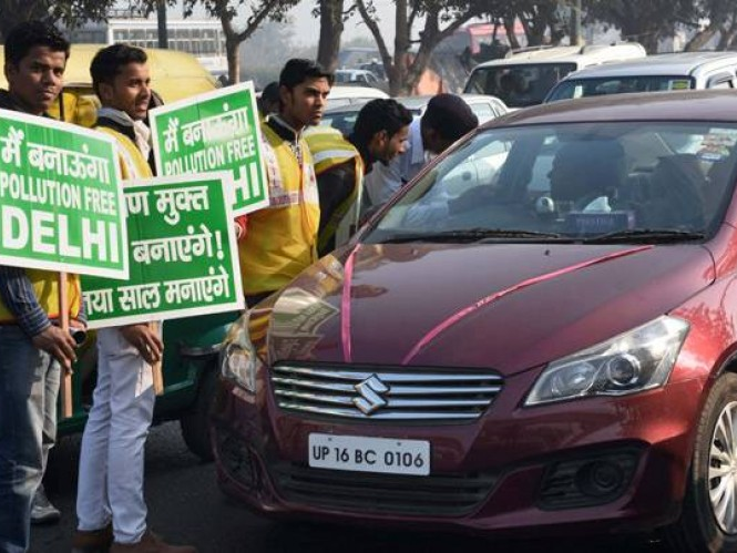 Ấn Độ: Quy định xe chẵn-lẻ để giảm tắc đường