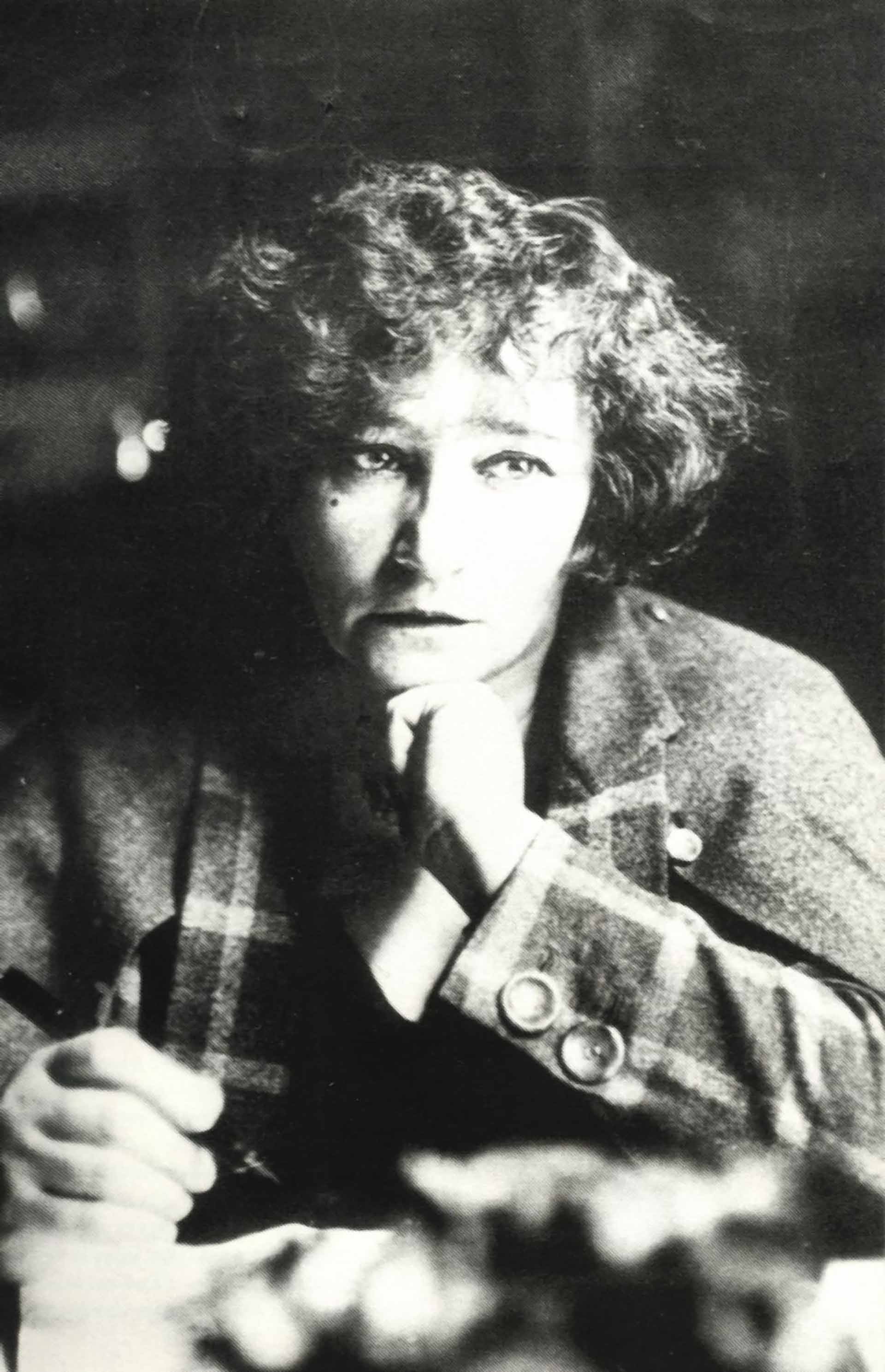 Colette Sidonie Gabrielle (1873-1954) là nhà viết tiểu thuyết nữ