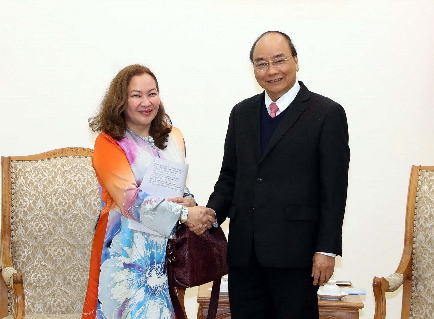Thủ tướng Nguyễn Xuân Phúc tiếp Đại sứ Malaysia và Đại sứ Armenia