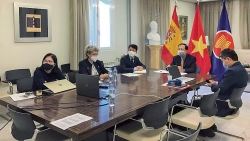 Mùa xuân mới từ Madrid, Tây Ban Nha