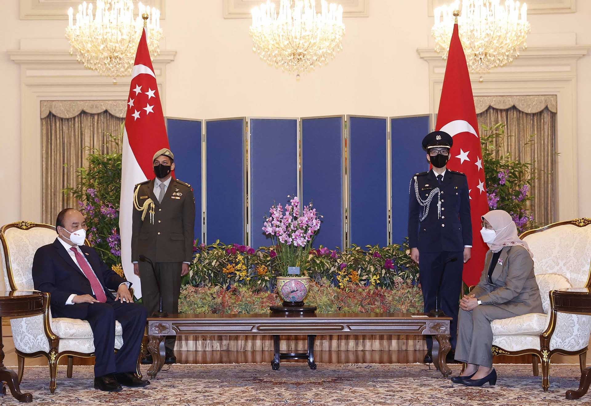 Lễ đón chính thức Chủ tịch nước Nguyễn Xuân Phúc thăm cấp Nhà nước Singapore