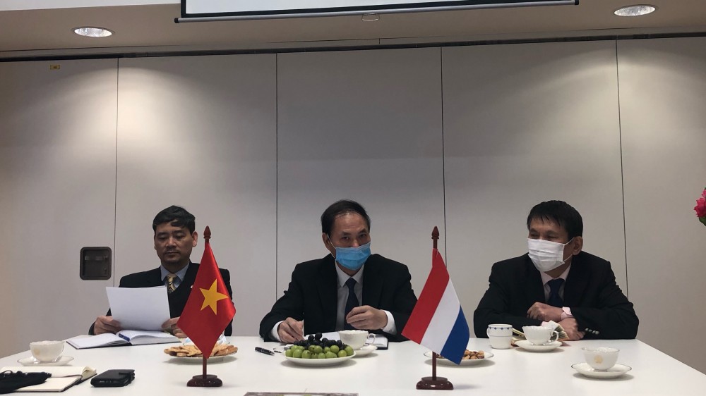 Đại sứ Phạm Việt Anh đã tiếp và làm việc với  đại diện 6 đối tác Hà Lan là các hiệp hội, tổ chức và doanh nghiệp có hợp tác chặt chẽ với Đại sứ quán trong việc thúc đẩy hợp tác song phương Việt Nam Hà Lan.
