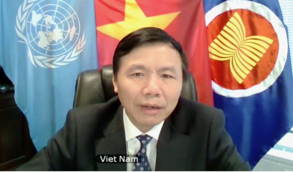 Phát biểu tại cuộc họp, Đại sứ Đặng Đình Quý, Trưởng Phái đoàn thường trực Việt Nam tại LHQ