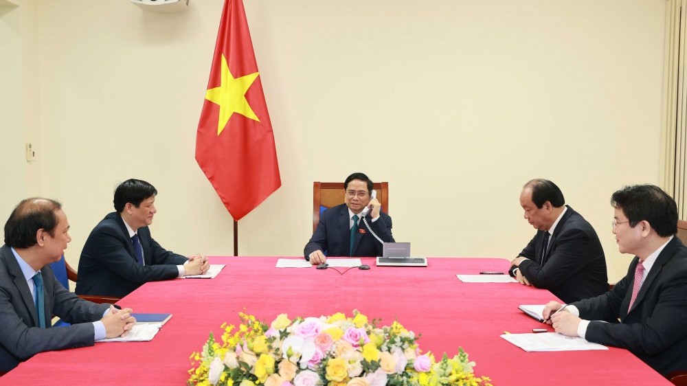 Thủ tướng Chính phủ Lào điện đàm chúc mừng Thủ tướng Chính phủ Phạm Minh Chính
