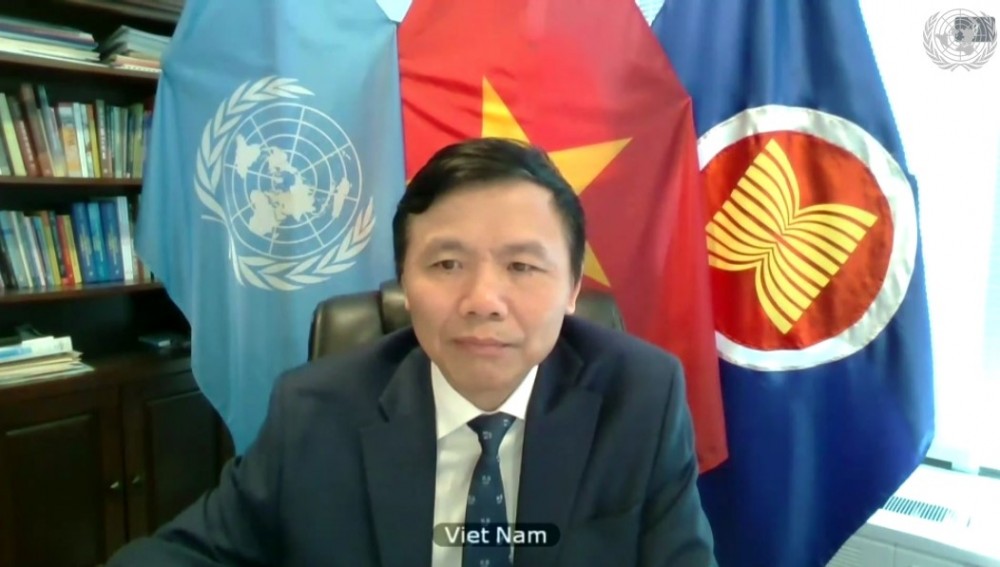 Đại sứ Đặng Đình Quý, Trưởng Phái đoàn Việt Nam tại LHQ, phát biểu