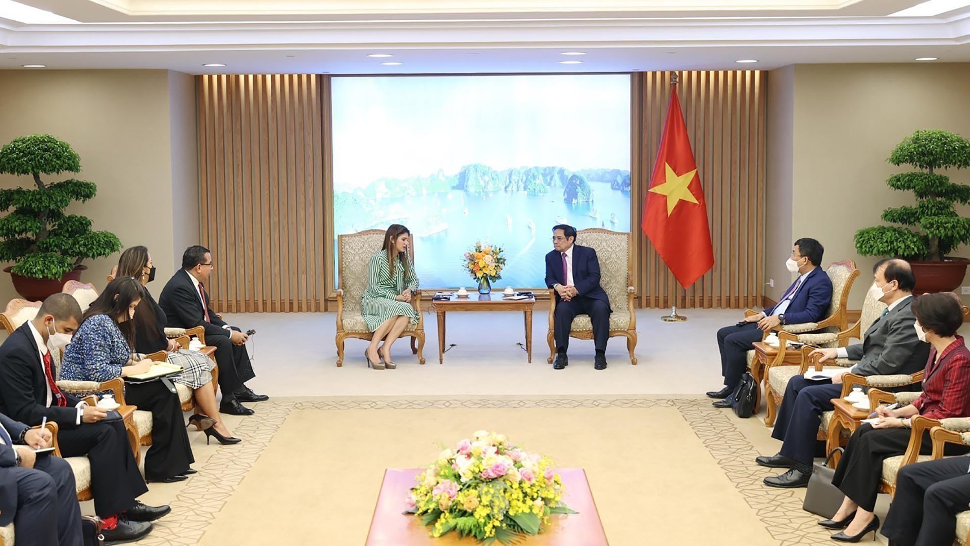 Thủ tướng Phạm Minh Chính tiếp Bộ trưởng Ngoại giao Panama Érika Mouynes. (Nguồn: TTXVN)