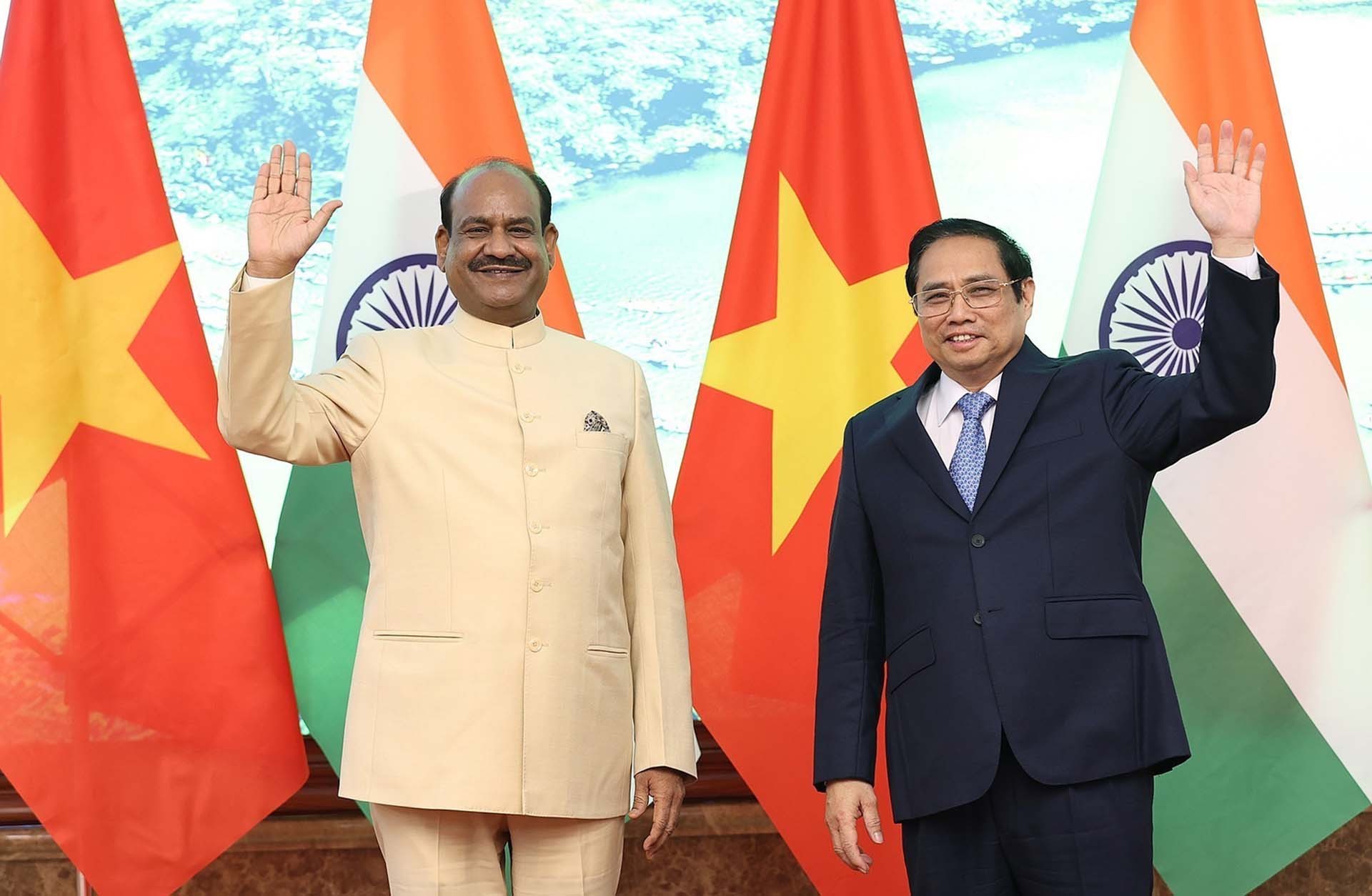 Thủ tướng Phạm Minh Chính đã hội kiến với Chủ tịch Hạ viện Ấn Độ Om Birla. (Nguồn: TTXVN)