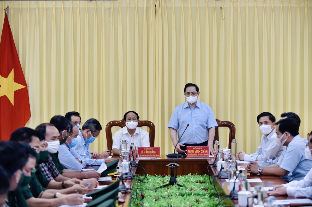 Thủ tướng Phạm Minh Chính kiểm tra công tác phòng chống dịch tại biên giới Tây Nam