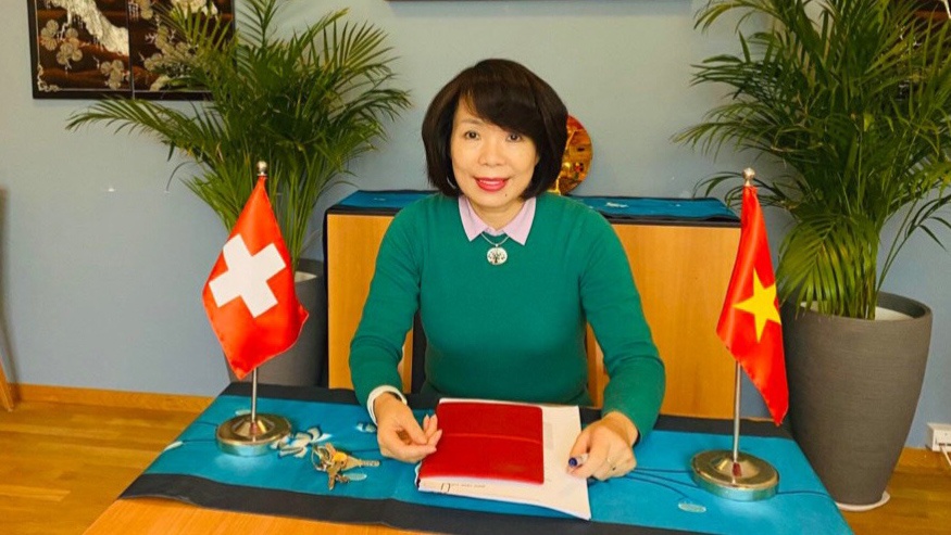 Đại sứ Việt Nam tại Thụy Sỹ Lê Linh Lan