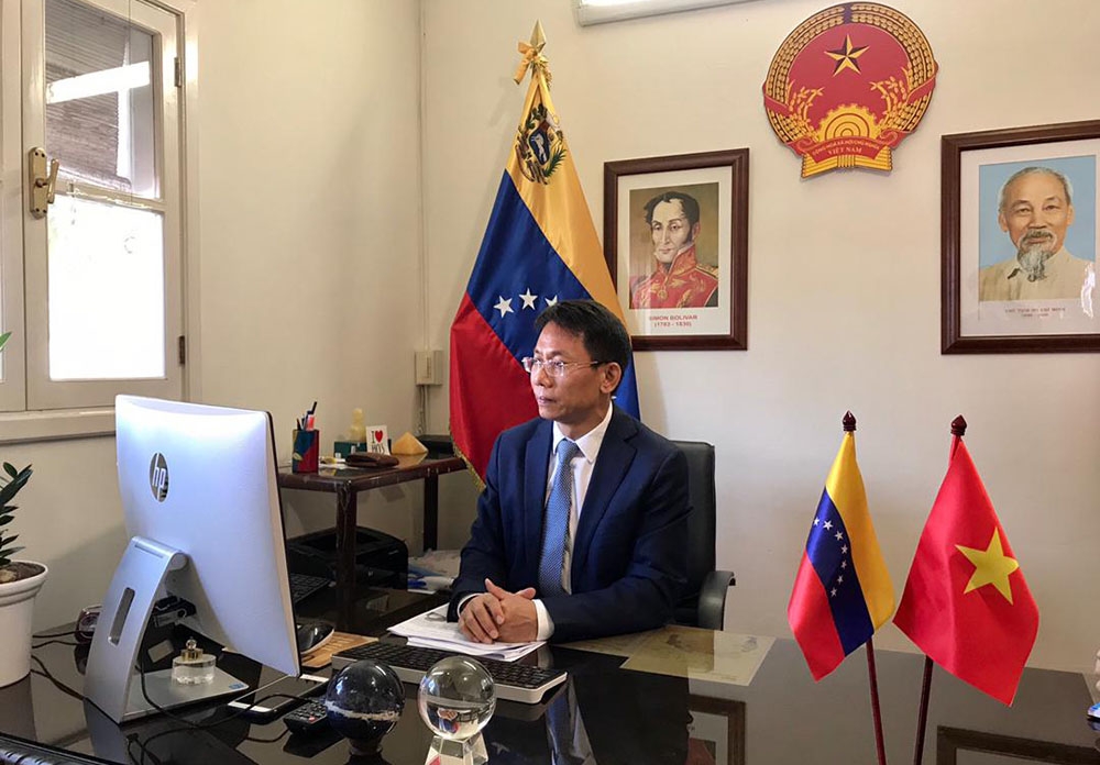 Đại sứ Việt Nam tại Venezuela Lê Viết Duyên