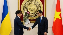 Trao quyết định bổ nhiệm Lãnh sự danh dự Việt Nam tại Odessa, Ukraine