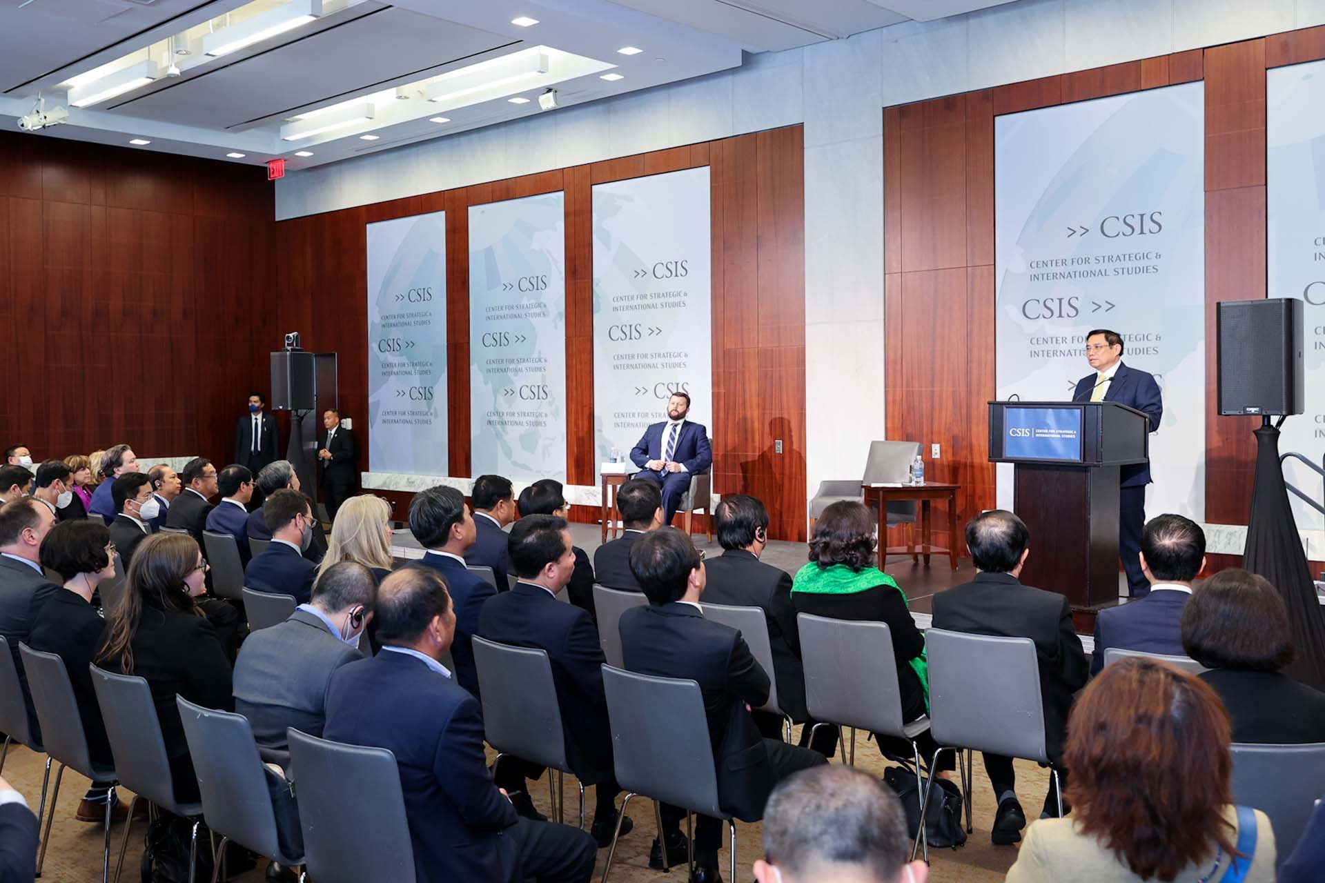 Thủ tướng Phạm Minh Chính phát biểu tại Trung tâm nghiên cứu Chiến lược và Quốc tế Hoa Kỳ (CSIS). (Nguồn: VGP)