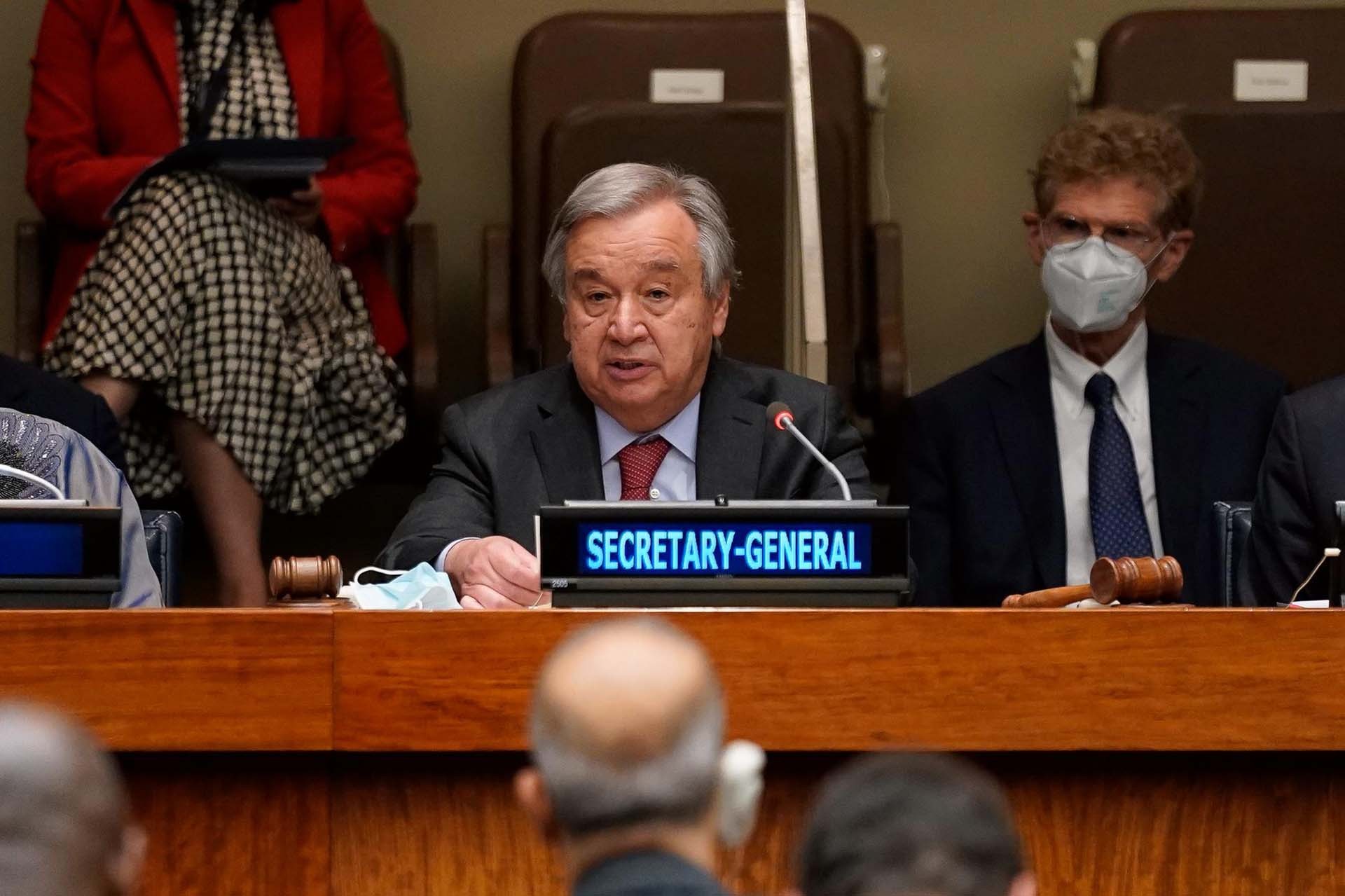 Tổng thư ký LHQ Antonio Guterres thảo luận với Nga và một số quốc gia khác về biện pháp giải quyết tình trạng thiếu lương thực toàn cầu. (Nguồn: AP)