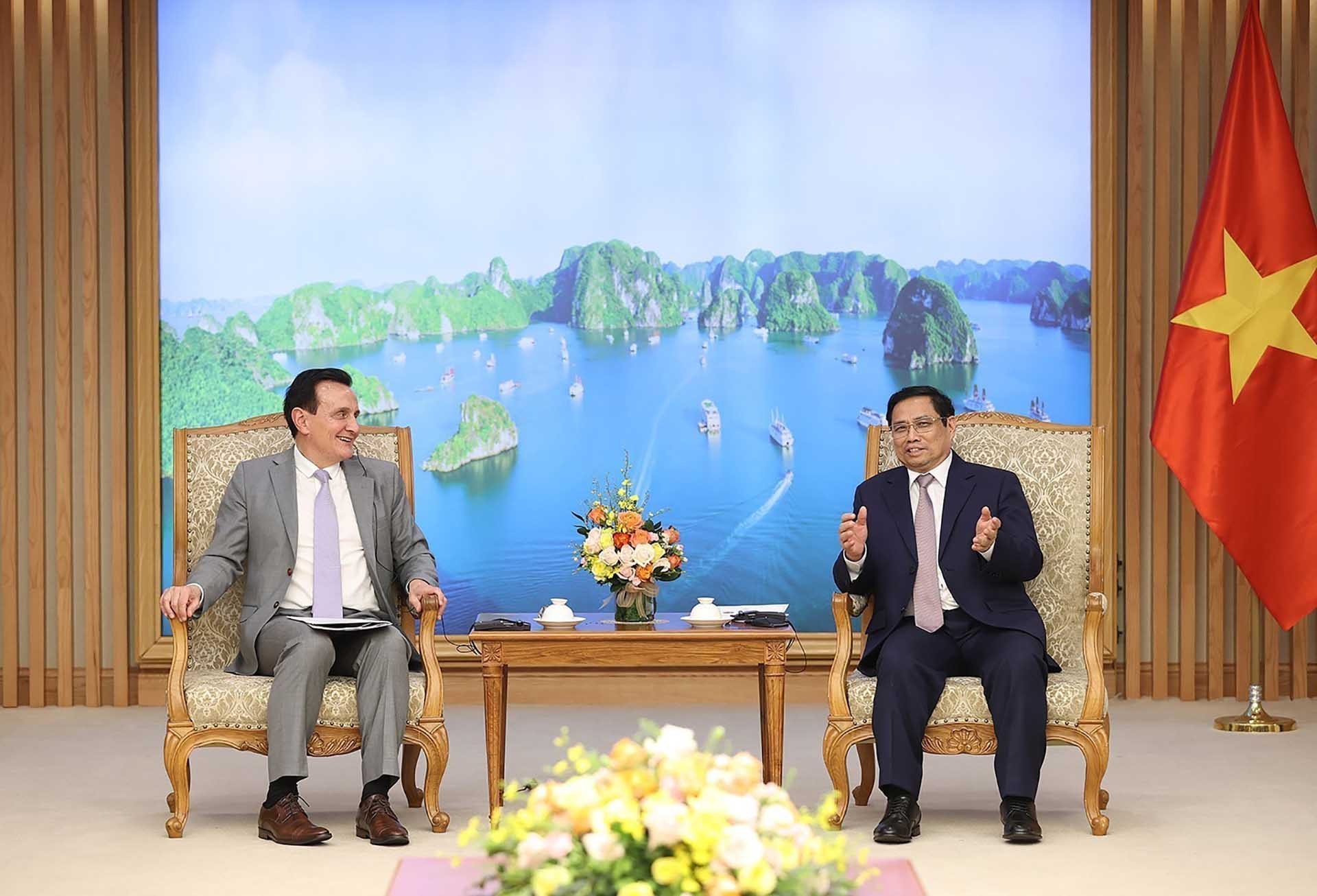 Thủ tướng Phạm Minh Chính tiếp ông Pascal Soriot, Tổng giám đốc Tập đoàn AstraZeneca. (Nguồn: TTXVN)