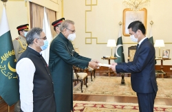 Đại sứ Nguyễn Tiên Phong trình Thư ủy nhiệm lên Tổng thống Pakistan