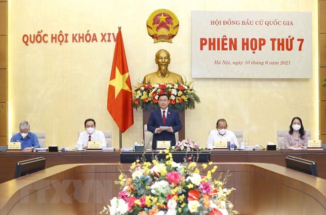 Chủ tịch Quốc hội Vương Đình Huệ phát biểu khai mạc Phiên họp thứ 7, Hội đồng Bầu cử quốc gia. (Nguồn: TTXVN)