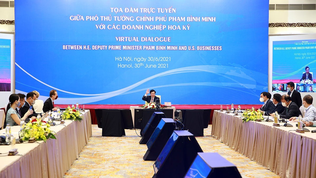 Phó Thủ tướng Phạm Bình Minh chủ trì Tọa đàm trực tuyến với cộng đồng doanh nghiệp Hoa Kỳ
