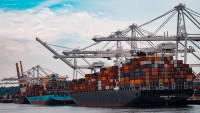 Định vị chuỗi cung ứng Việt trong dòng chảy thương mại toàn cầu