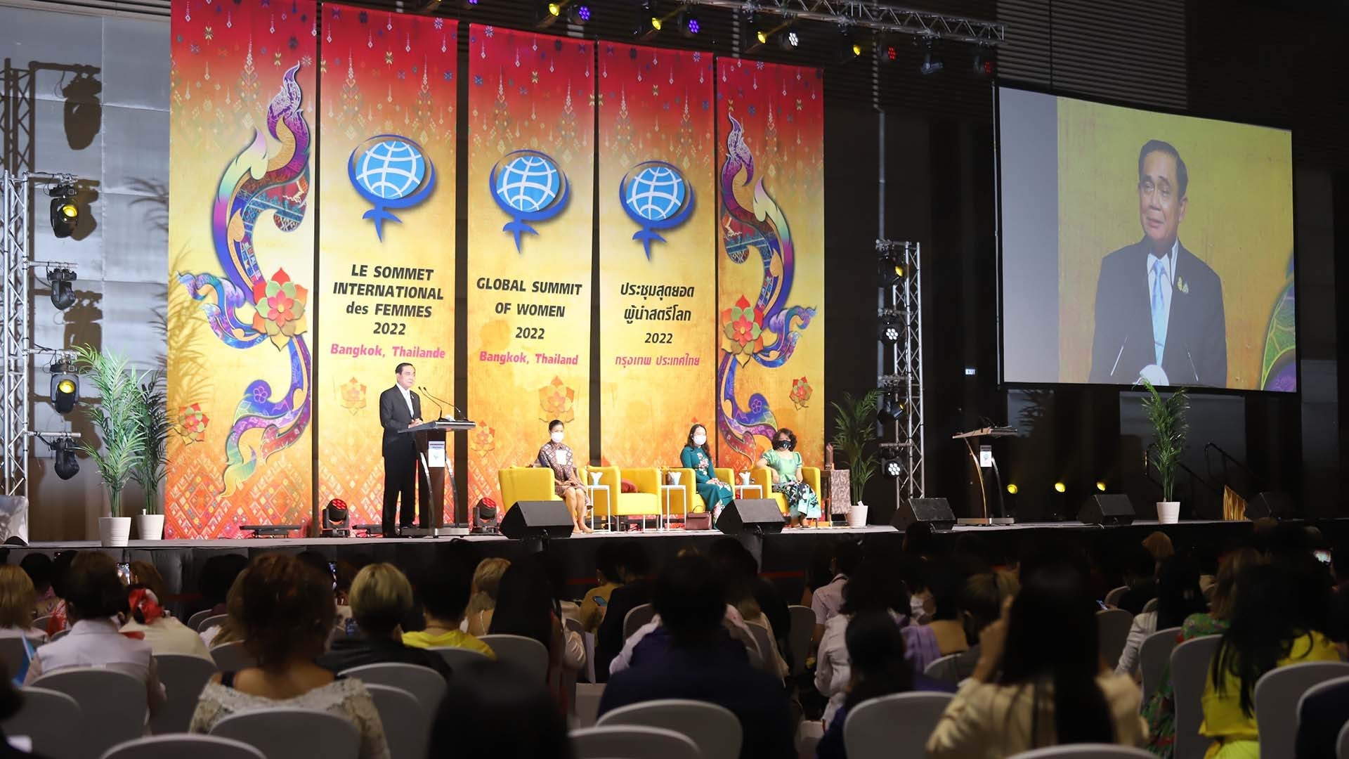 Thủ tướng Thái Lan Prayut Chan-o-cha phát biểu tại Lễ khai mạc Hội nghị Thượng đỉnh phụ nữ toàn cầu năm 2022. (Nguồn: TTXVN)