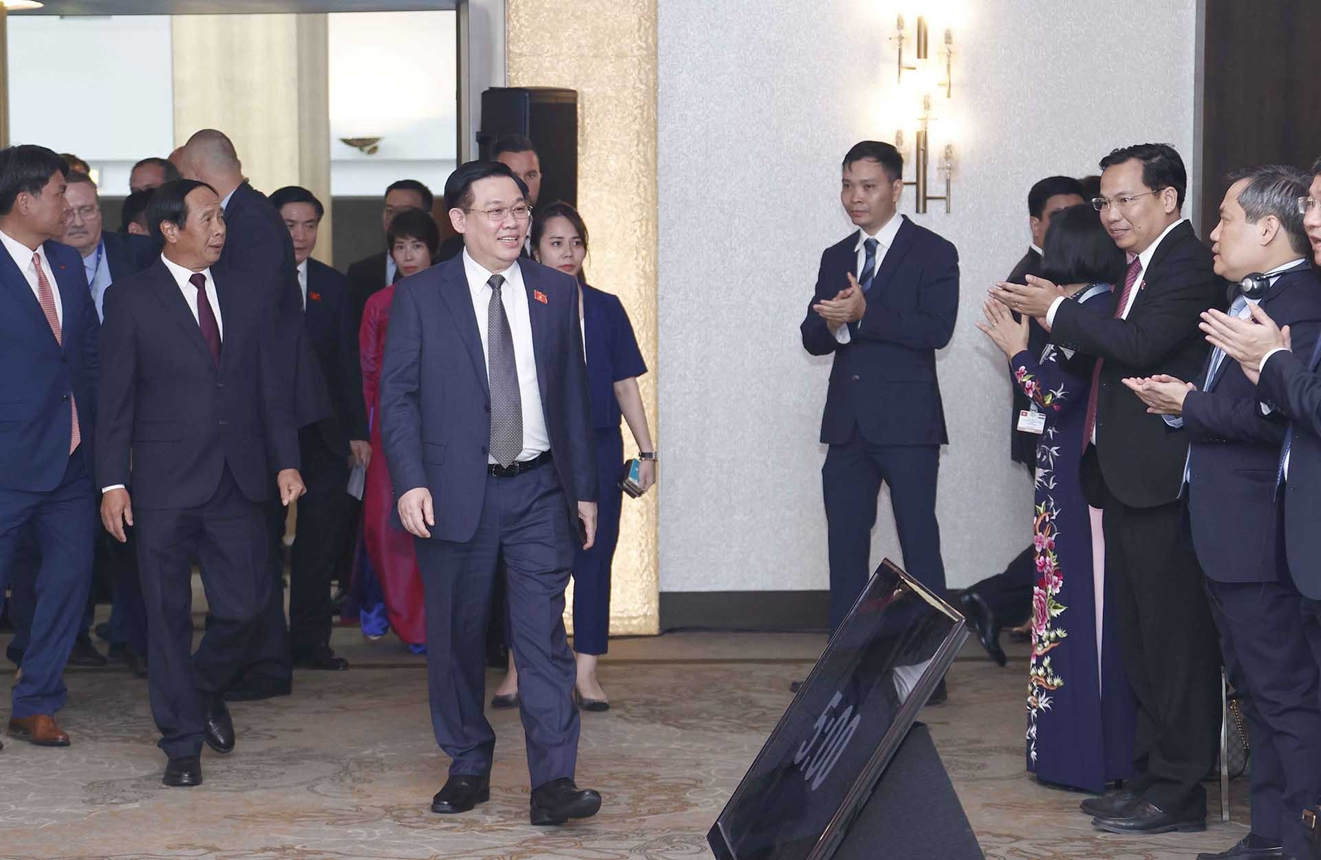 Chủ tịch Quốc hội Vương Đình Huệ đến dự Toạ đàm kinh tế, thương mại, đầu tư Việt Nam-Hungary. (Nguồn:  TTXVN)