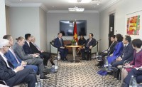 Chủ tịch Quốc hội gặp đại diện các doanh nghiệp Anh đầu tư tại Việt Nam, tiếp lãnh đạo trường Imperial College London