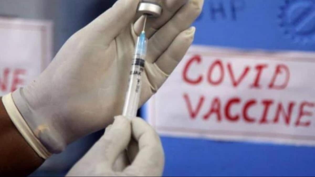 Vaccine ấm: Vũ khí mới chống lại tất cả các biến thể