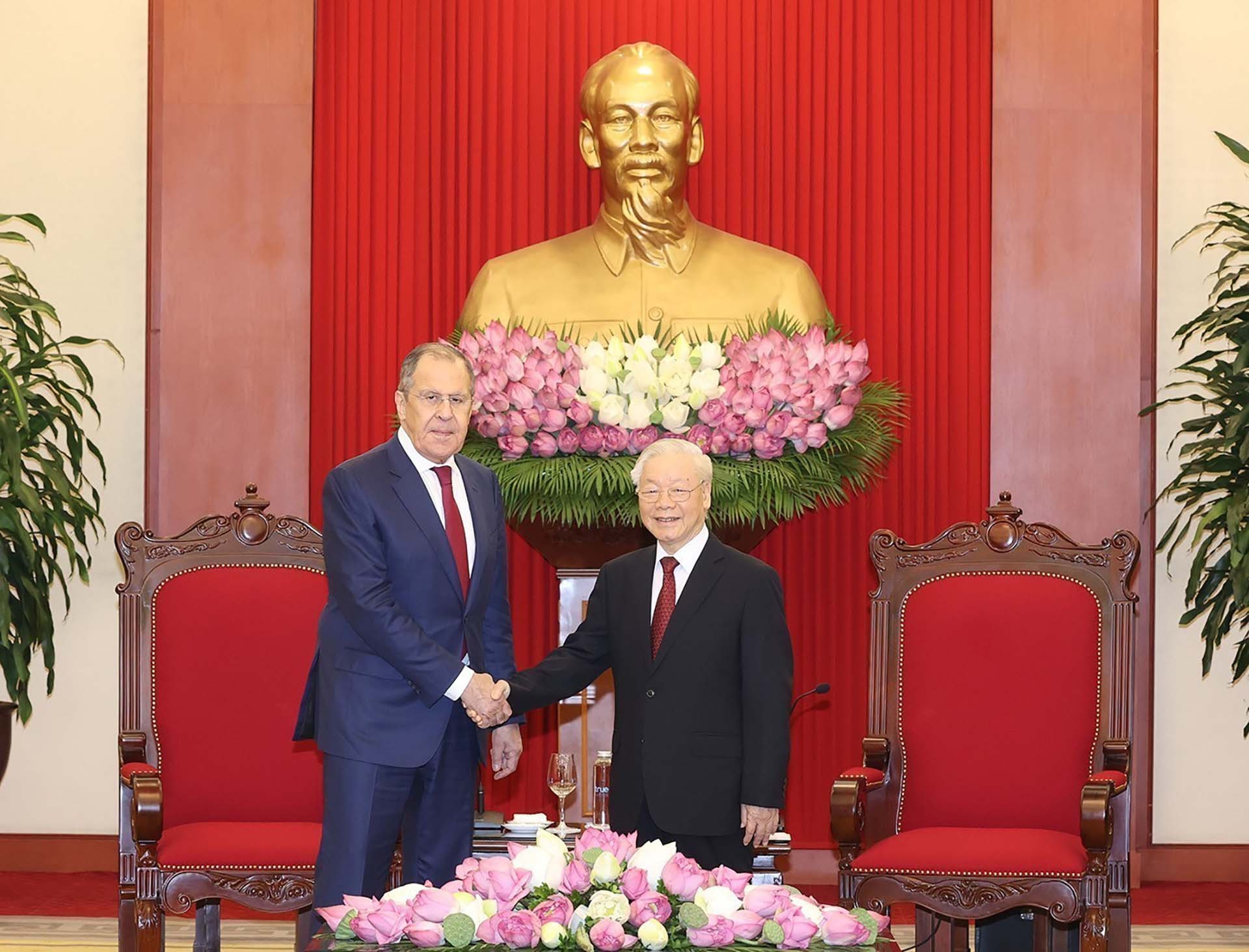 Tổng Bí thư Nguyễn Phú Trọng tiếp Bộ trưởng Ngoại giao Liên bang Nga Sergey Lavrov. (Nguồn: TTXVN)