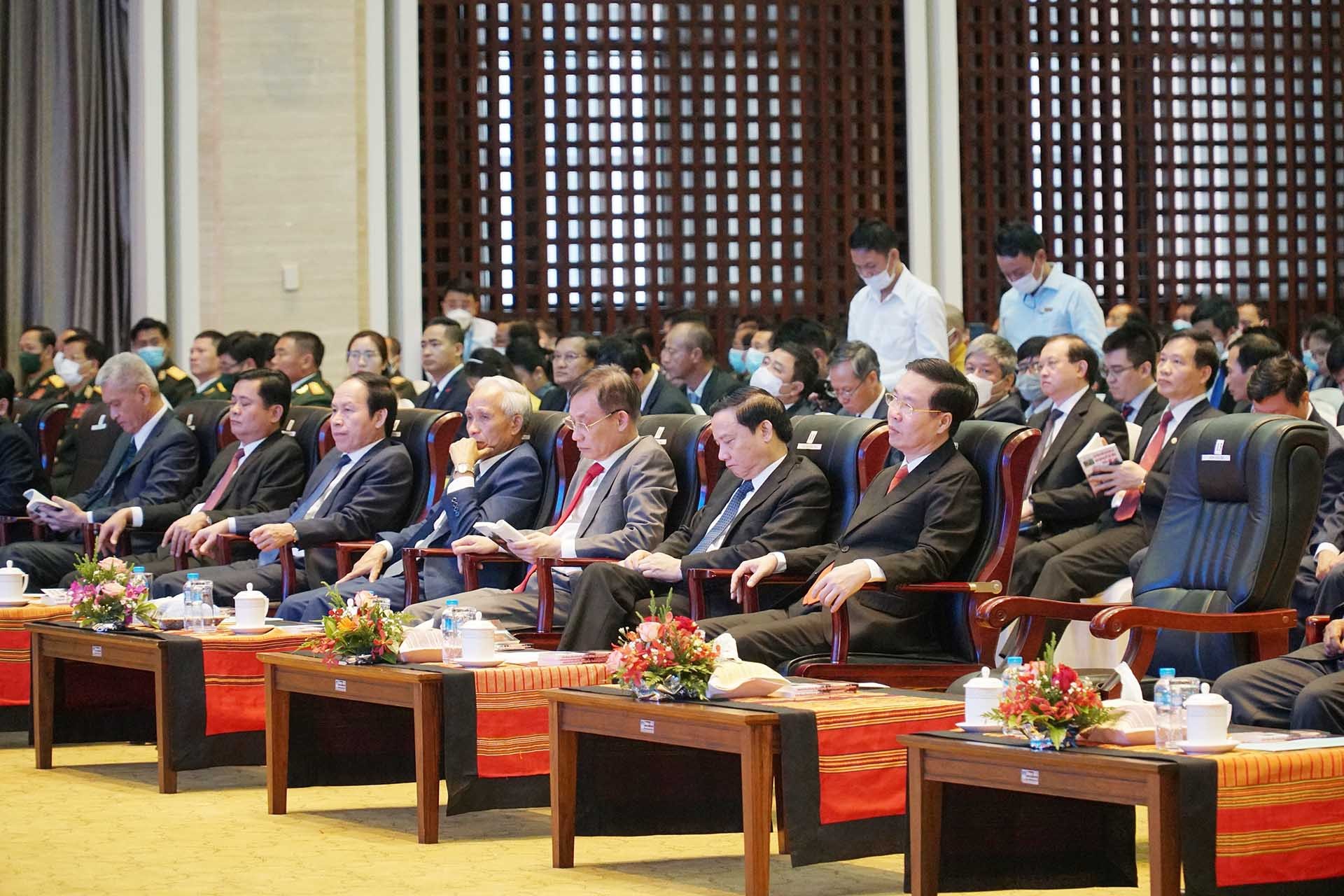 Toàn cảnh buổi lễ mít tinh kỷ niệm 60 năm Ngày thiết lập quan hệ ngoại giao Lào - Việt Nam. (Nguồn: TTXVN)