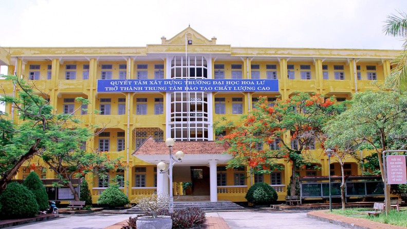 Trường Đại học Hoa Lư.