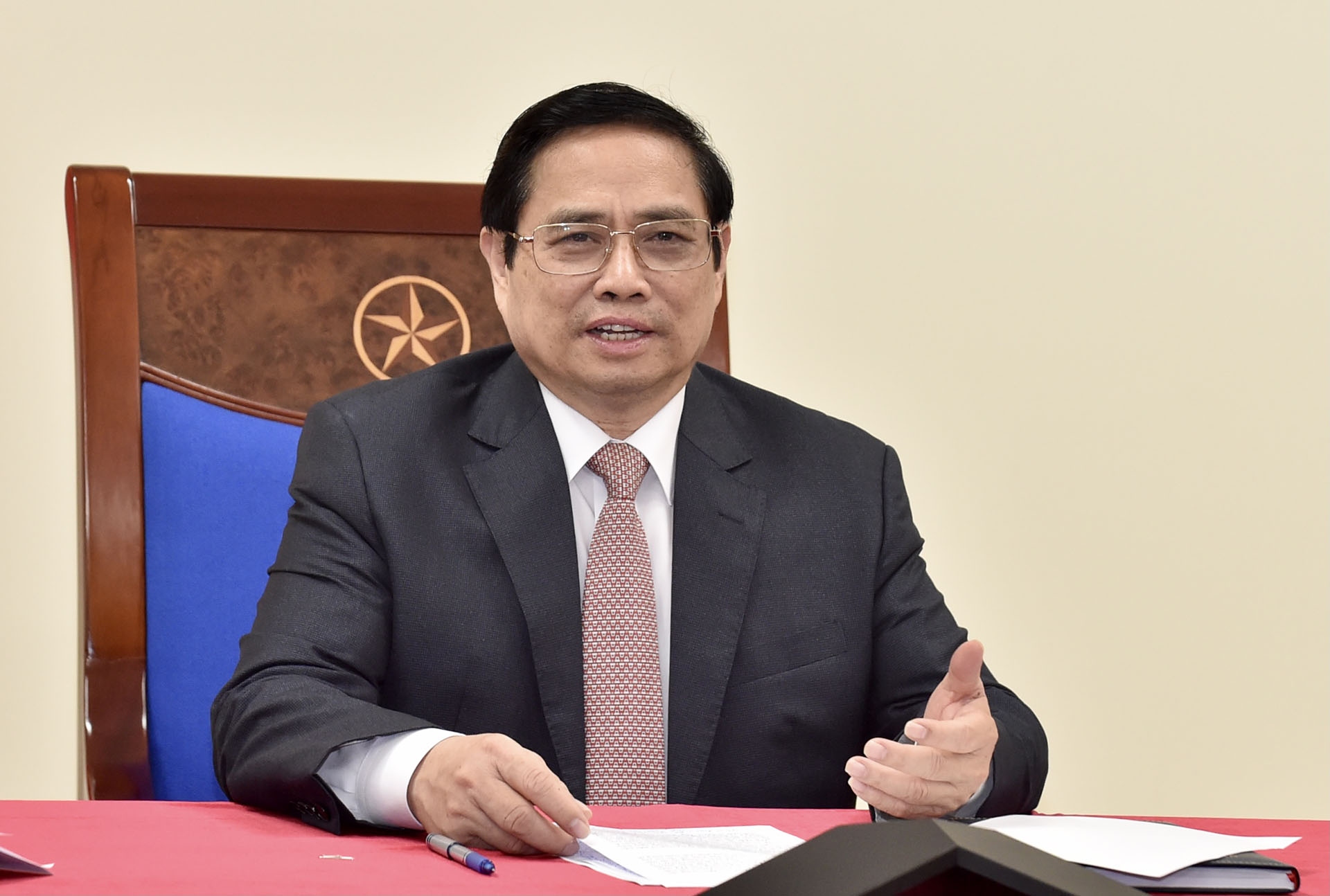 Thủ tướng Phạm Minh Chính điện đàm với Tổng Giám đốc Tập đoàn AstraZeneca