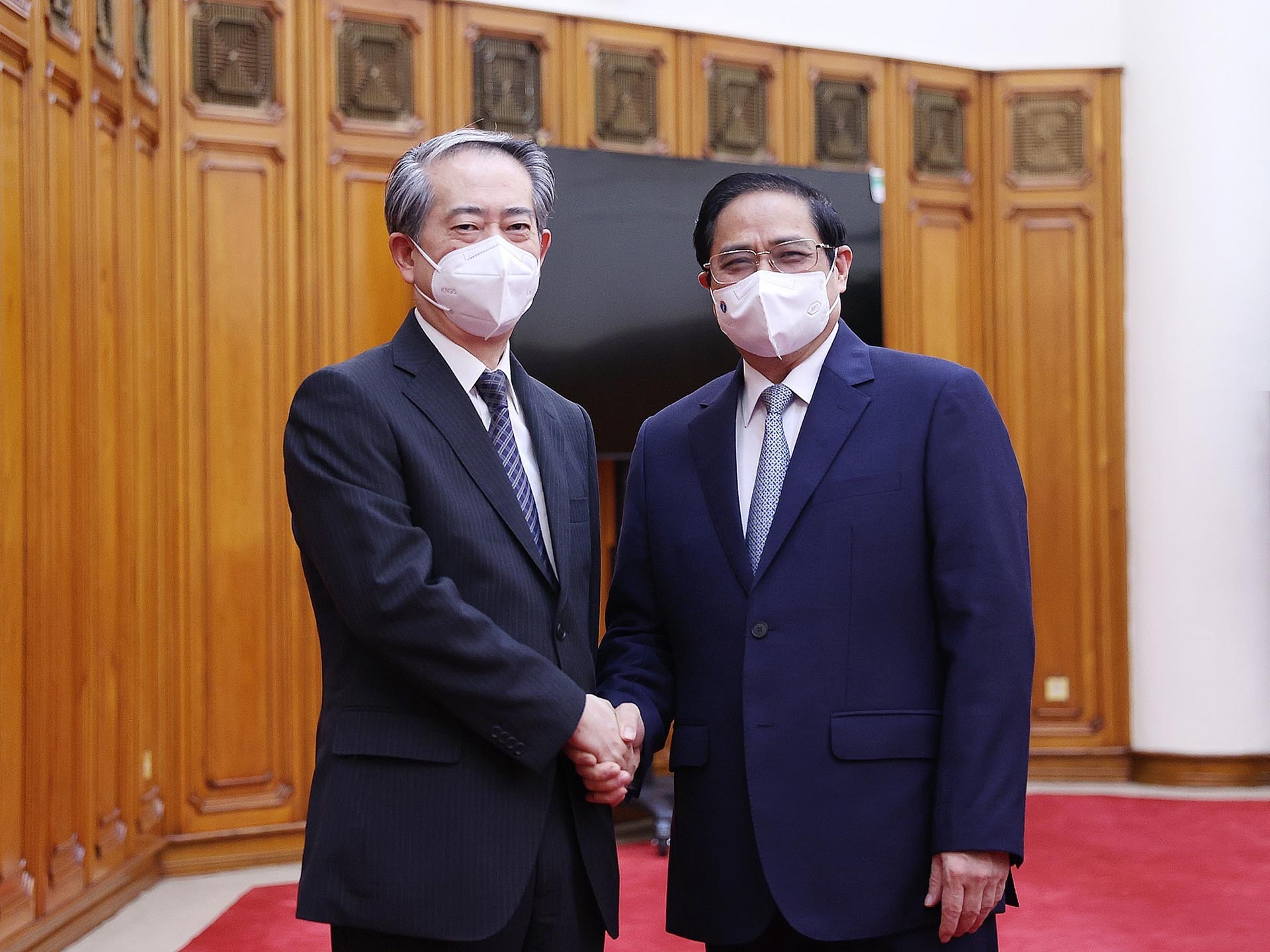 Thủ tướng Chính phủ Phạm Minh Chính tiếp Đại sứ Trung Quốc tại Việt Nam Hùng Ba. (Nguồn: TTXVN)