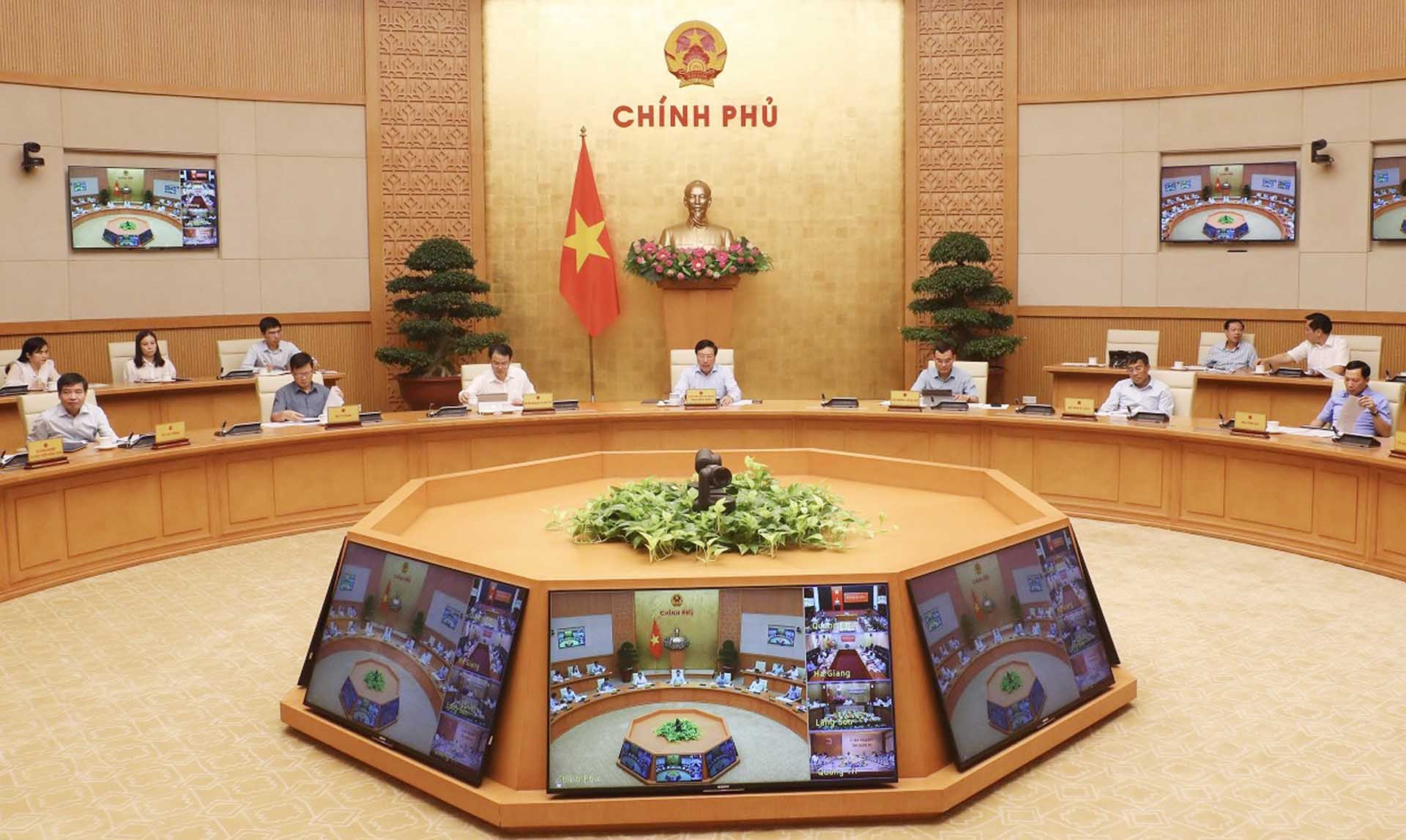 Phó Thủ tướng Thường trực Phạm Bình Minh chủ trì cuộc họp. (Nguồn: TTXVN)