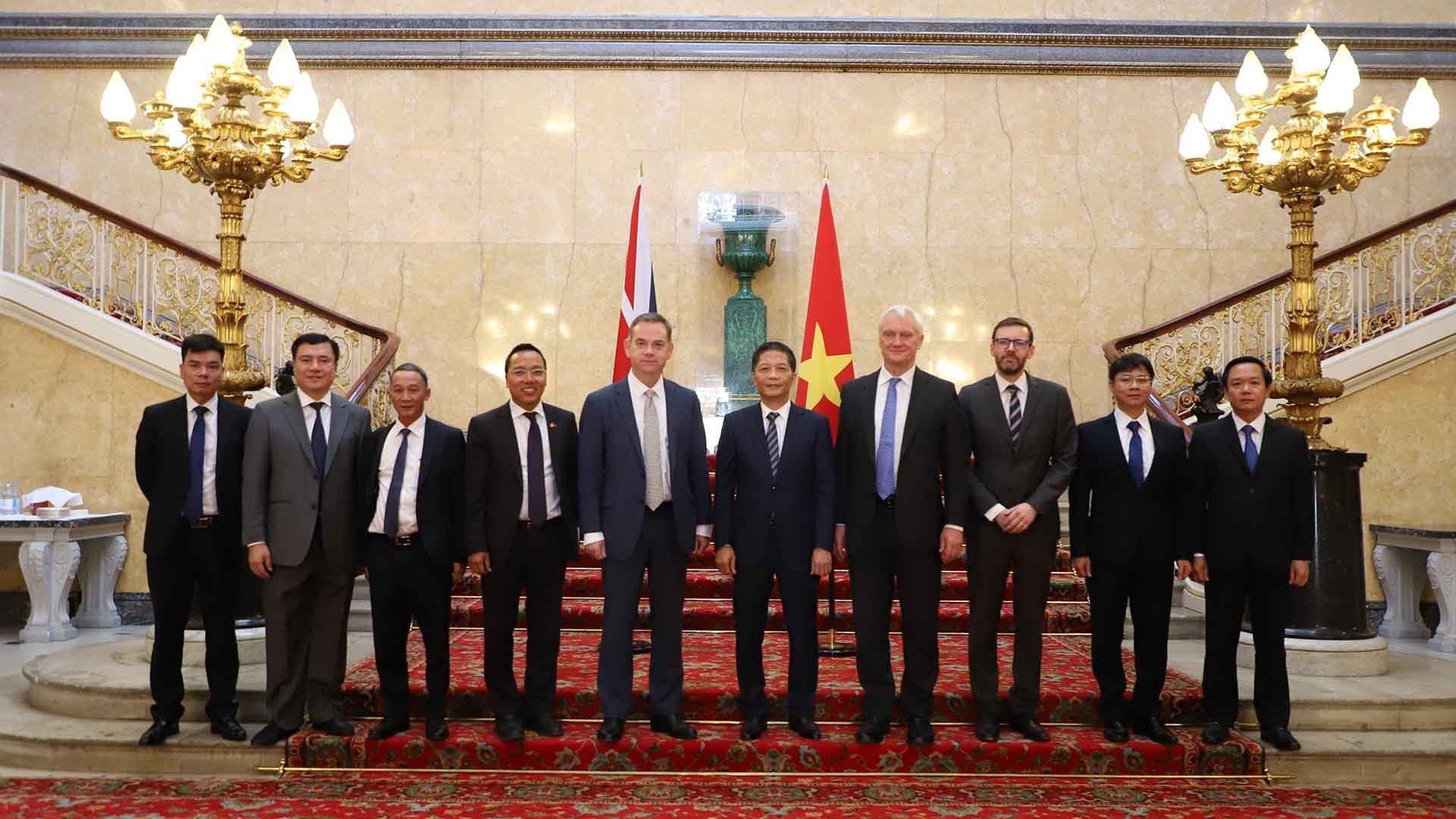 Đưa quan hệ Đối tác chiến lược Việt Nam-Anh lên tầm cao mới