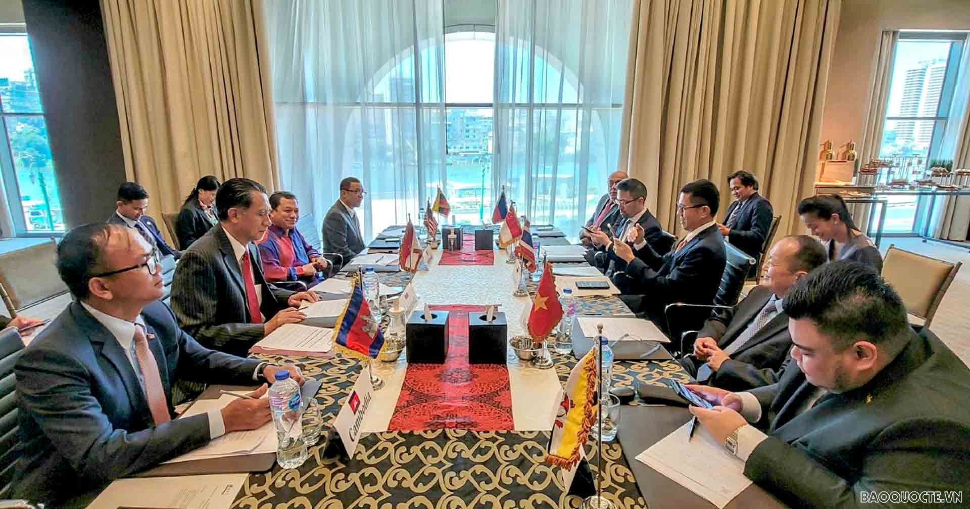 Việt Nam tiếp nhận vị trí Chủ tịch Ủy ban ASEAN tại Cairo