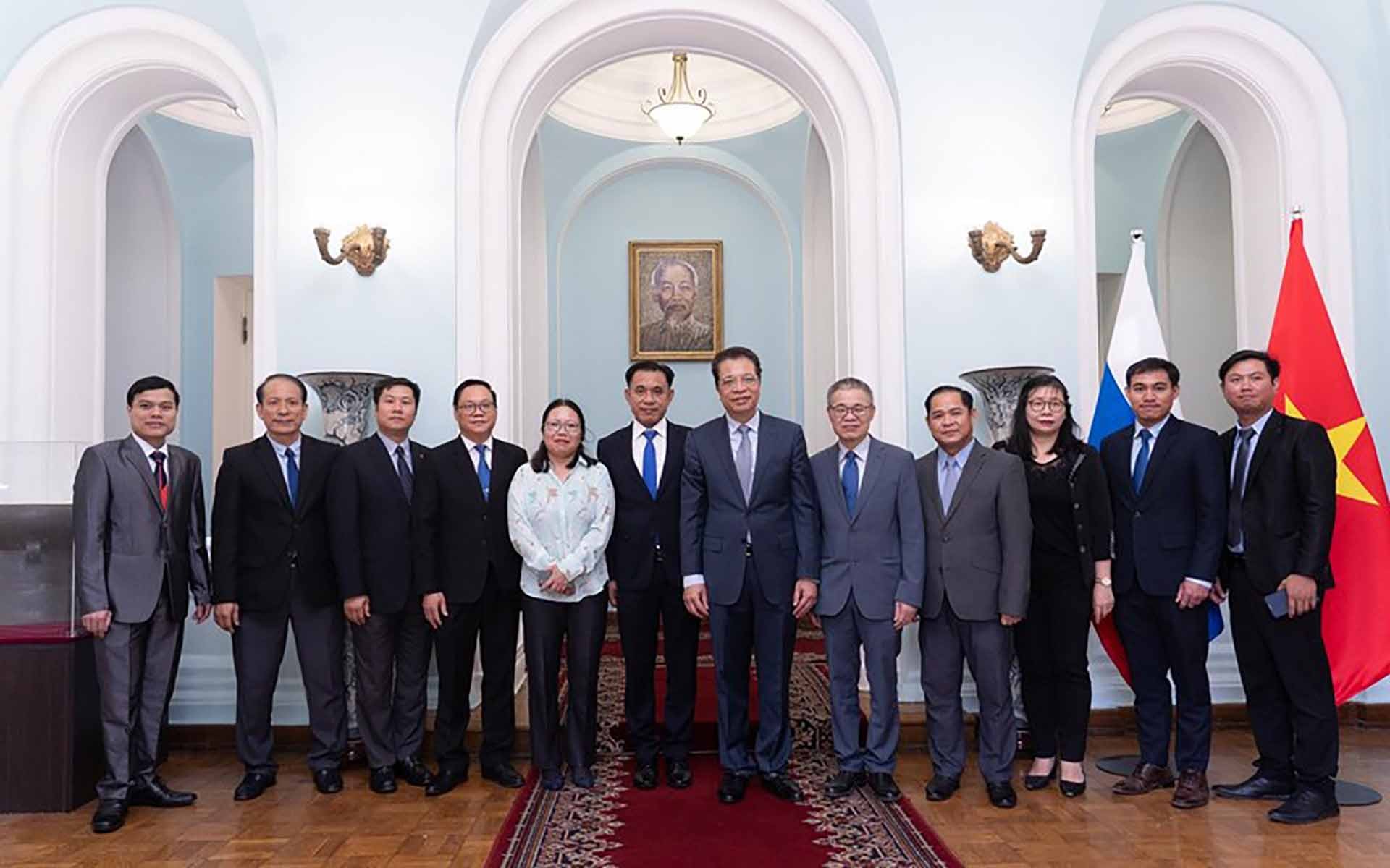 Đại sứ quán Lào tại Nga chúc mừng 77 năm Quốc khánh Việt Nam