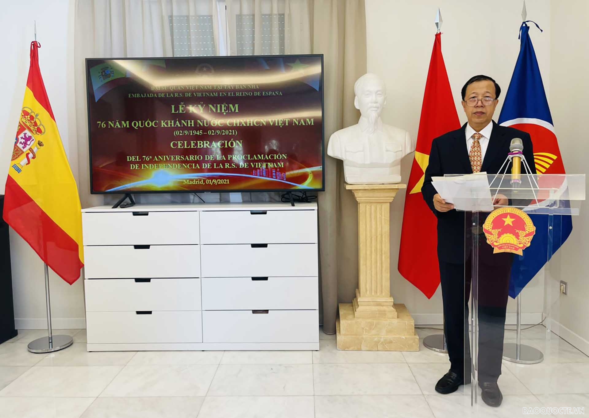 Đại sứ Hoàng Xuân Hải phát biểu tại Lễ kỷ niệm 76 năm Quốc khánh 2/9 tại Tây Ban Nha