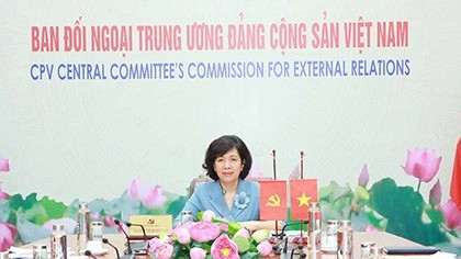 Tăng cường quan hệ giữa Đảng Cộng sản Việt Nam với các chính đảng tại Pháp và Anh