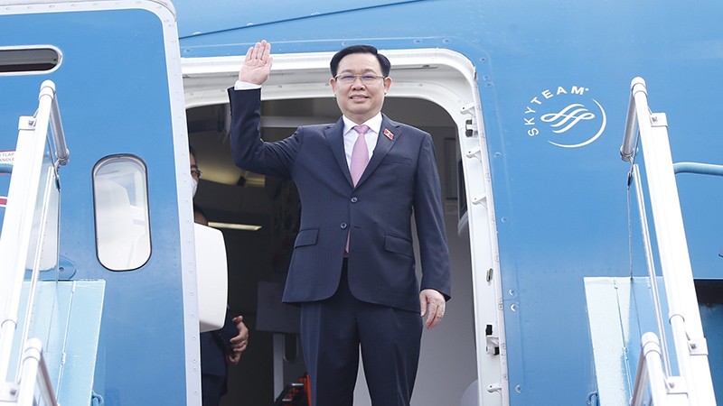 Chủ tịch Quốc hội Vương Đình Huệ rời Hà Nội, lên đường dự WCSP5, thăm và làm việc với EP, Bỉ và Phần Lan. (Nguồn: TTXVN_