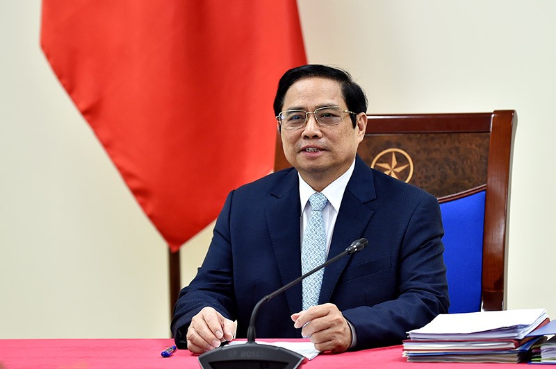 Thủ tướng Phạm Minh Chính điện đàm với Giám đốc điều hành COVAX